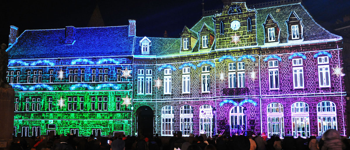 Saint-Flour - Spectacle Noël projection façade